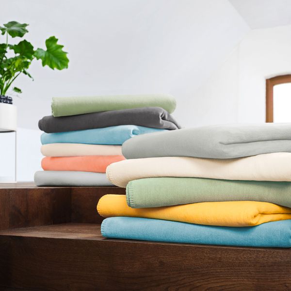 Baumwolldecke Uni Malaga GOTS